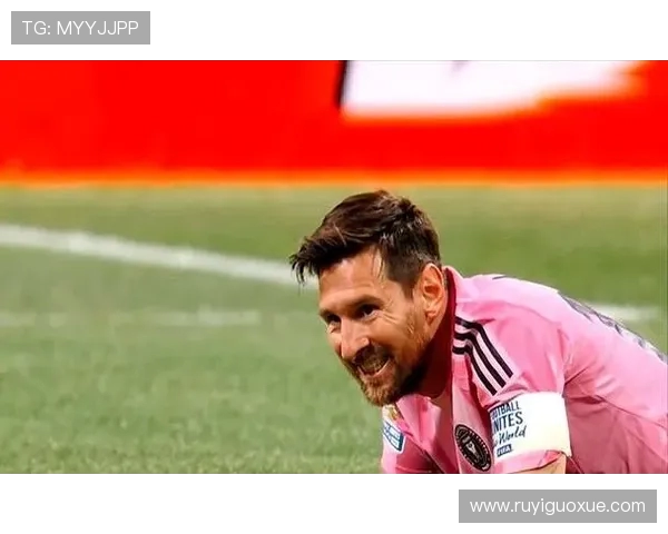 皇马 18 岁新星闪耀季前赛！维蒂尼亚式中场有望迎一线队首秀